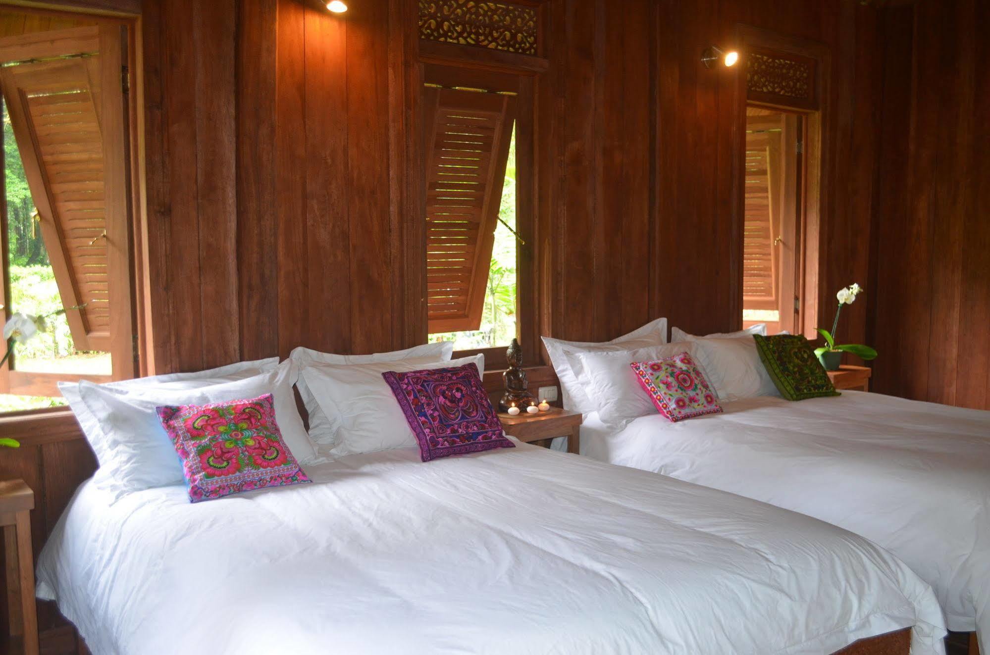 Lanna Ban Hotel Puerto Viejo de Talamanca Eksteriør billede